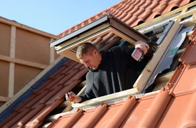 Pose de fenêtres de toit Velux à Watronville